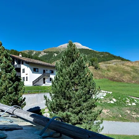Chesa Piz Padella - Celerina Apartment