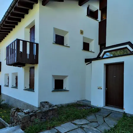 Chesa Piz Padella - Celerina アパート *